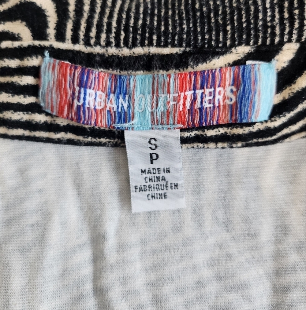 Urban Outfitters Black and Tan Tia Knit Mini Dress Size Small Petite - Picture 2 of 5